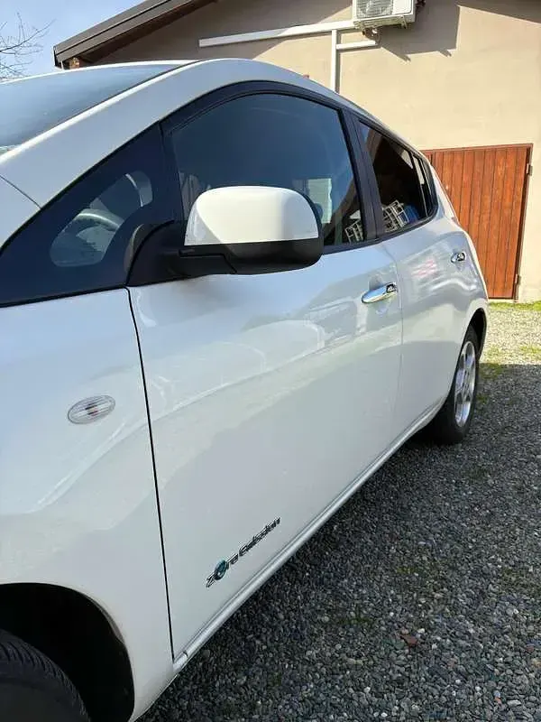 Usata Nissan Leaf Acenta 80 kW (109 CV) 2016 Bianco Utilitaria