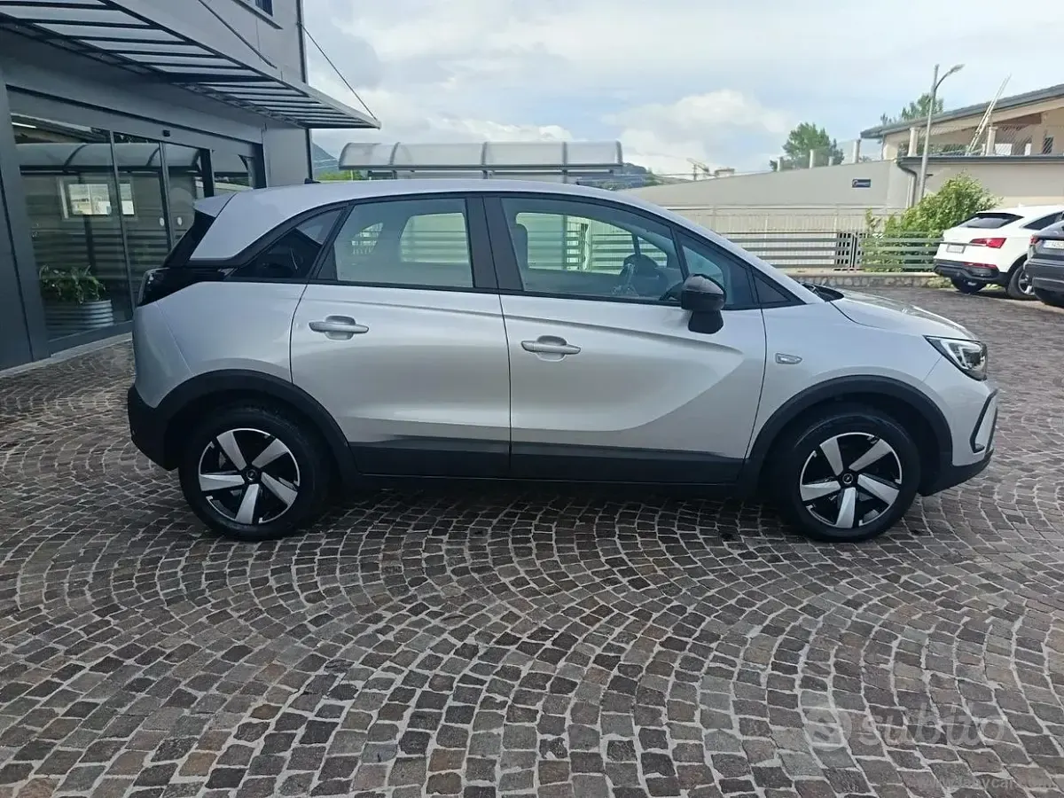 Usata Opel Crossland Edition 83 CV (61 kW) 2022 Grigio SUV