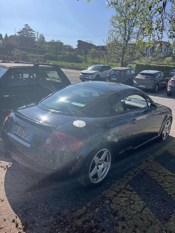 Usata Audi TT Roadster 179 CV (131 kW) 1999 Cabrio