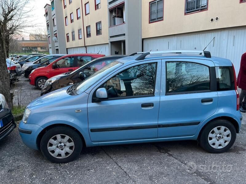 Usata Fiat Panda 69 CV (50 kW) 2011 Blu Utilitaria