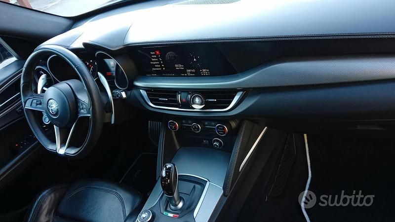 Usata Alfa Romeo Stelvio 210 CV (154 kW) 2018 Blu SUV