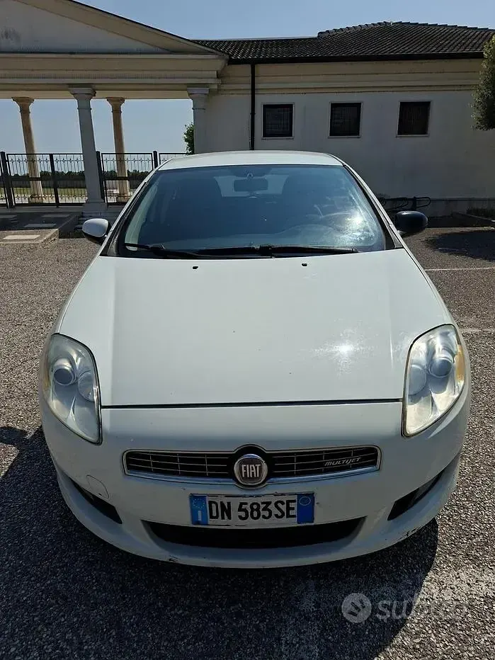 Usata Fiat Bravo Dynamic 105 CV (77 kW) 2008 Bianco Utilitaria
