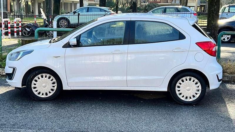 Usata Ford Ka 71 CV (52 kW) 2018 Bianco Berlina