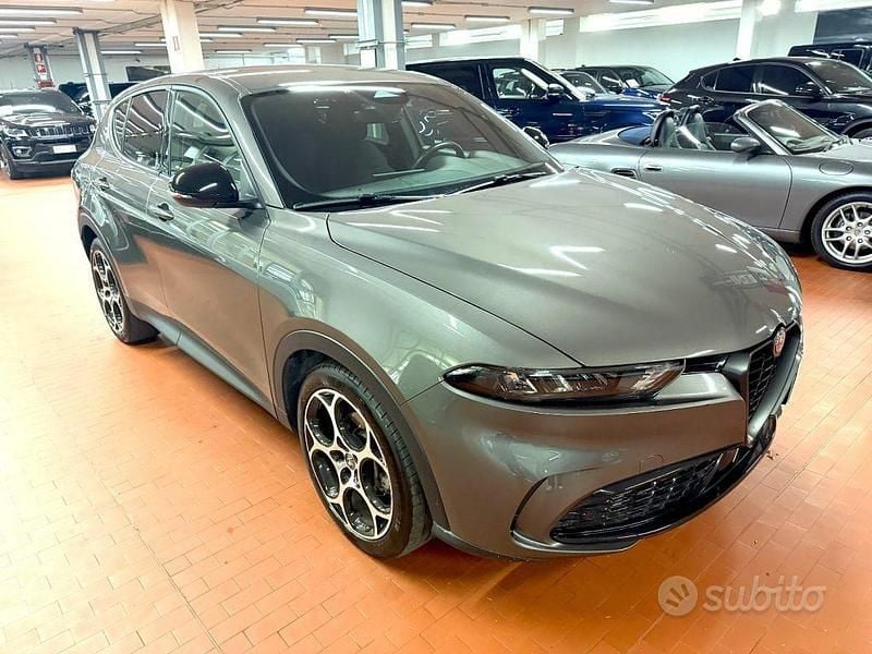 Usata Alfa Romeo Tonale Sprint 131 CV (96 kW) 2022 Grigio scuro SUV
