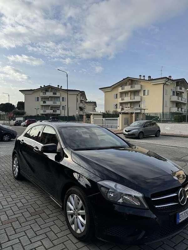 Usata Mercedes A180 Executive 109 CV (80 kW) 2014 Berlina