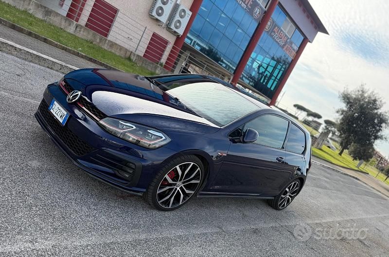 Usata VW Golf GTI 245 CV (180 kW) 2019 Blu Coupé