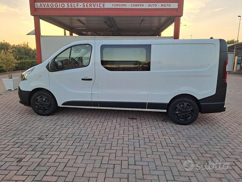 Usata Renault Trafic 170 CV (125 kW) 2021 Bianco Monovolume