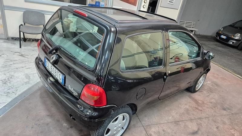 Usata Renault Twingo 58 CV (42 kW) 2005 Nero Utilitaria