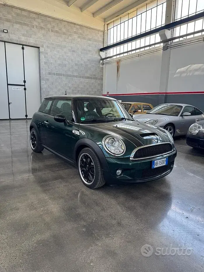 Usata Mini Cooper S 175 CV (128 kW) 2010 Verde Utilitaria