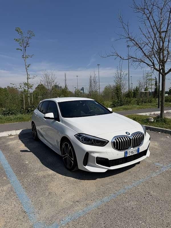Usata BMW 116 Sport Line 116 CV (85 kW) 2019 Utilitaria