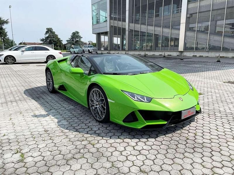Usata Lamborghini Huracán 639 CV (469 kW) 2022 Verde Cabrio