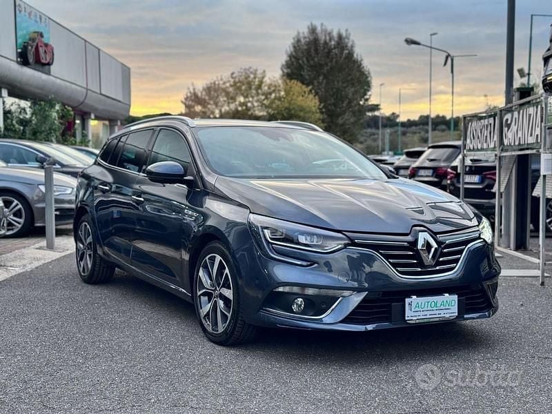 Usata Renault Mégane IV Bose Edition 110 CV (80 kW) 2016 Grigio Berlina