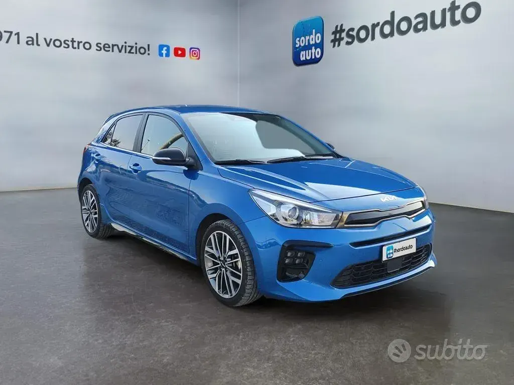 Usata Kia Rio GT-Line 101 CV (74 kW) 2021 Blu Berlina