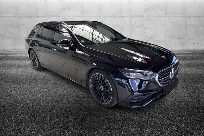 Usata Mercedes E300 AMG Line Premium 306 CV (225 kW) 2024 Nero Station wagon