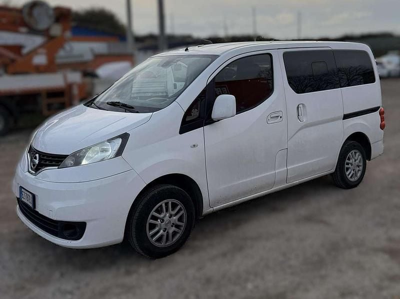 Bianco Usata 2015 Nissan NV200 Monovolume | 6000 € (Buon prezzo) - Immagine 1/4