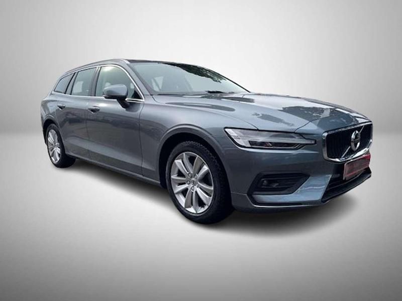 Usata Volvo V60 Business Edition 197 CV (144 kW) 2021 Grigio Station wagon