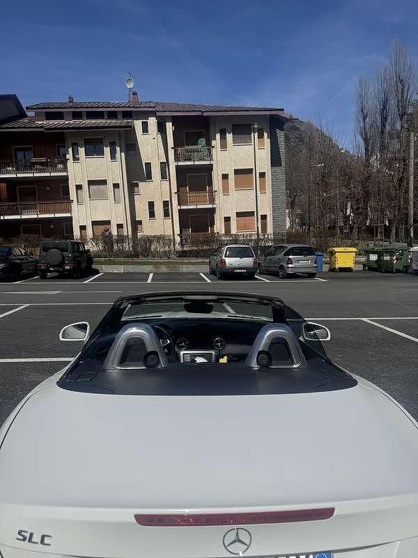 Usata Mercedes SLC200 AMG line 184 CV (135 kW) 2018 Cabrio