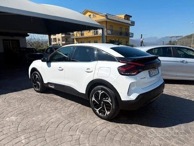 Usado Citroën C4 Shine 131 CV (96 kW) 2023 Blanco SUV