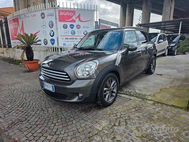 Marrone Usata 2012 Mini Cooper Countryman SUV | 5990 € (Ottimo prezzo) - Immagine 1/4