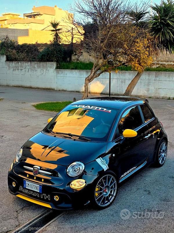 Nero Usata 2017 Abarth 595 Pista Tre volumi | 14.000 € (Ottimo prezzo) - Immagine 1/4