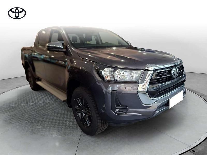 Nuova Toyota HiLux Executive 150 CV (110 kW) 2025 Bianco Pick-up