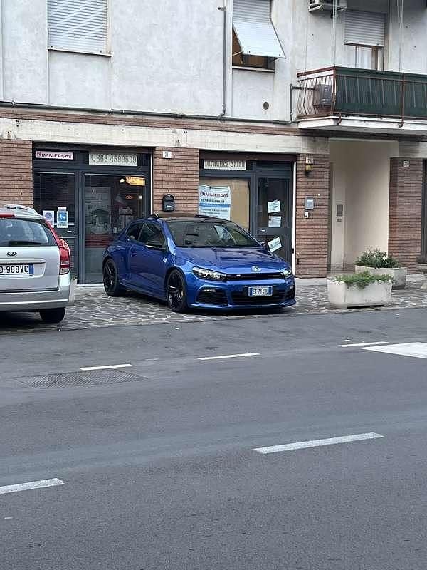 Usata VW Scirocco R 265 CV (194 kW) 2013 Blu Coupé