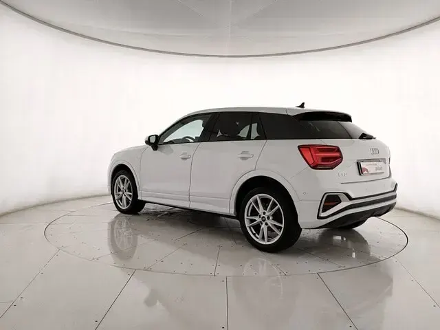 Usata Audi Q2 S-Line 150 CV (110 kW) 2025 Bianco SUV