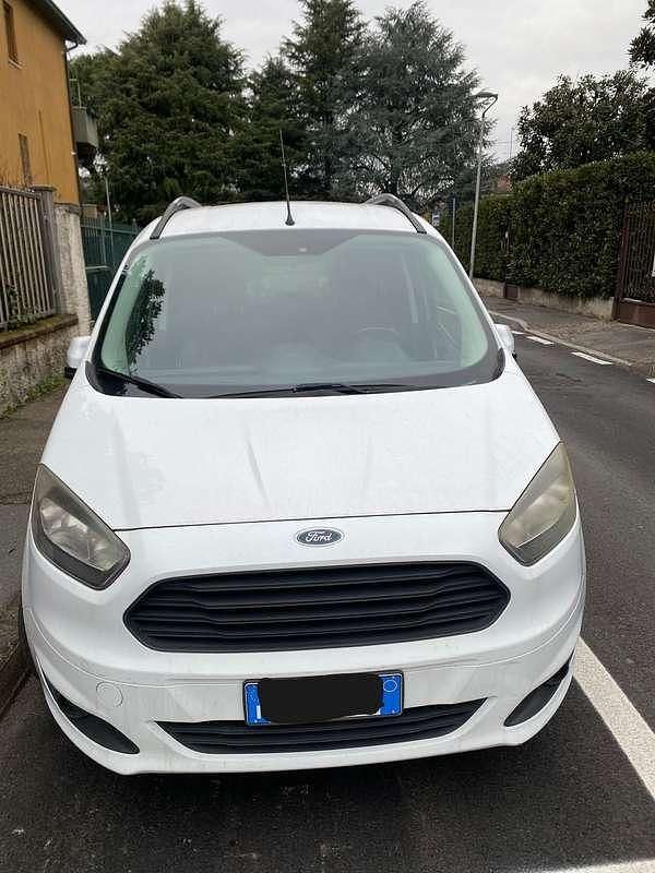 Usata Ford Tourneo Courier 75 CV (55 kW) 2018 Bianco Monovolume