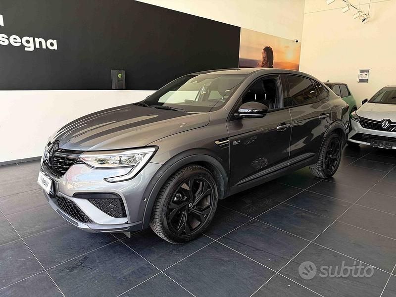 Usata Renault Arkana Engineered 145 CV (106 kW) 2022 Grigio grafite SUV