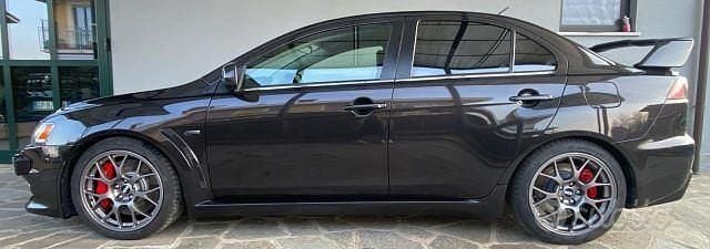 Usata Mitsubishi Lancer Evolution 295 CV (216 kW) 2010 Nero Berlina