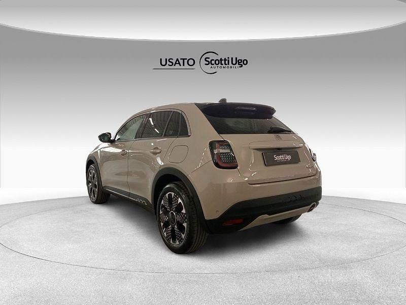 Usata Fiat 600 La Prima 110 CV (80 kW) 2025 Beige SUV