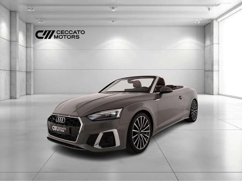 Usata Audi A5 Cabriolet S-Line 265 CV (194 kW) 2022 Grigio Cabrio