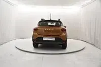 Usata Dacia Sandero Expression 101 CV (74 kW) 2023 Arancione Berlina