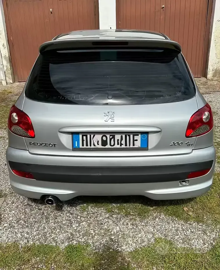 Usata Peugeot 206+ 60 CV (44 kW) 2011 Grigio Utilitaria