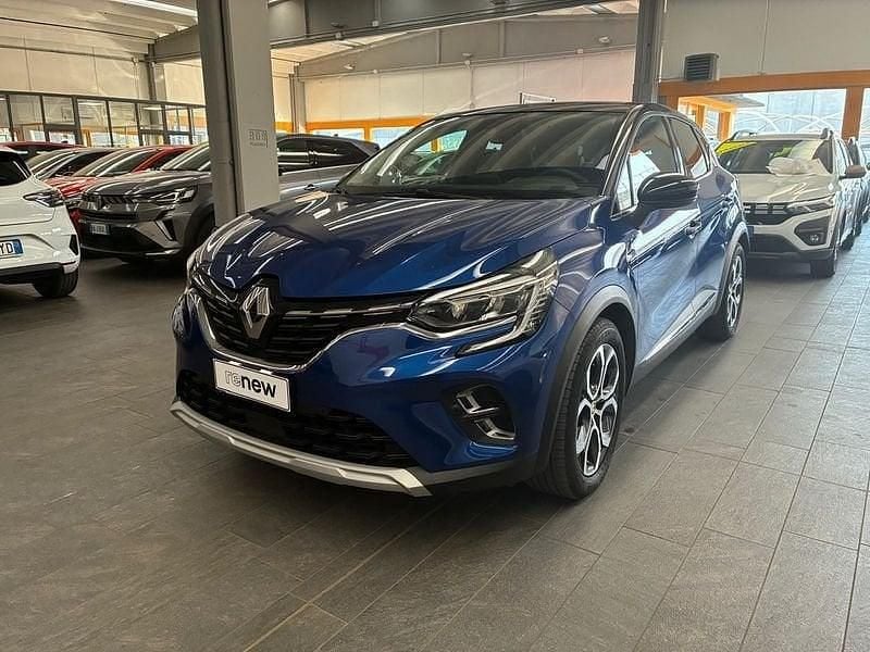 Usata Renault Captur Intens 101 CV (74 kW) 2022 Grigio scuro SUV