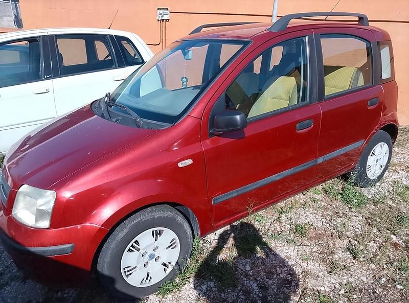 Usata Fiat Panda Dynamic 59 CV (43 kW) 2005 Rosso Berlina
