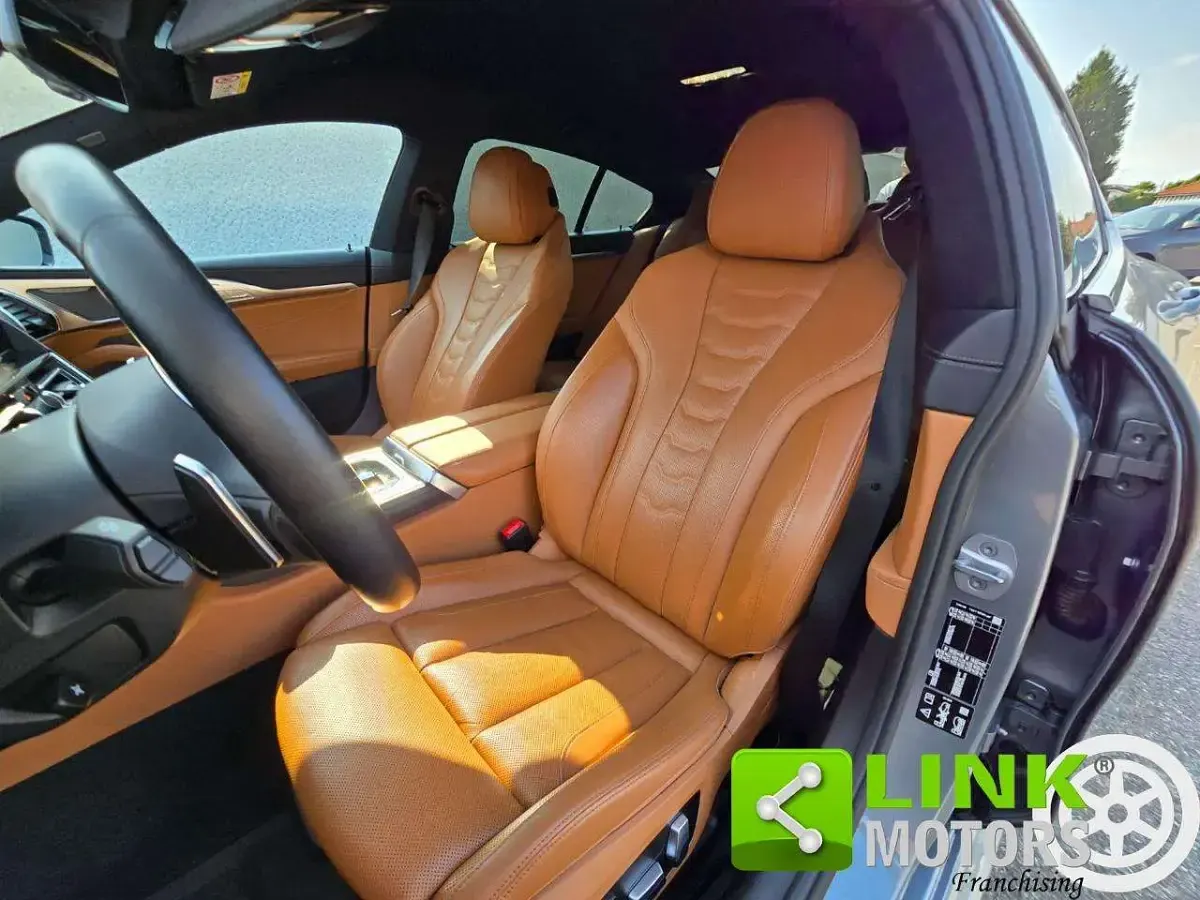 Usata BMW 840 M Sport 333 CV (244 kW) 2023 Grigio Berlina