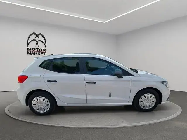 Usata Seat Ibiza Reference 90 CV (66 kW) 2019 Bianco Utilitaria