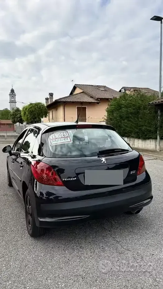Usata Peugeot 207 95 CV (69 kW) 2008 Nero Berlina
