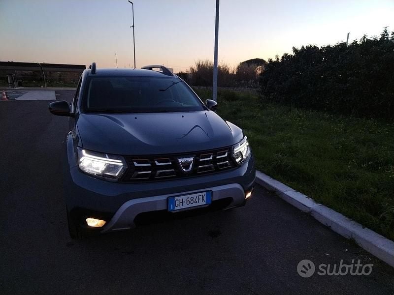 Usata Dacia Duster Extreme 100 CV (73 kW) 2022 Grigio SUV