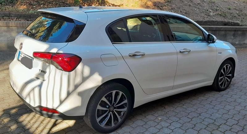 Usata Fiat Tipo Lounge 95 CV (69 kW) 2016 Bianco Station wagon