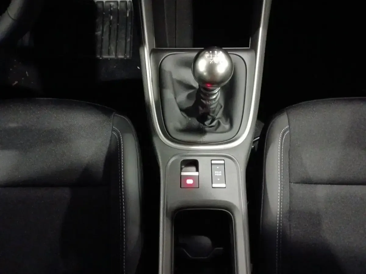Nuova Jeep Avenger Altitude 101 CV (74 kW) 2025 Bianco SUV