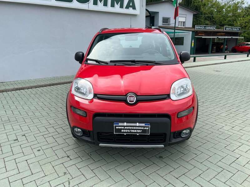 Usata Fiat Panda 4x4 S 86 CV (63 kW) 2020 Rosso Utilitaria