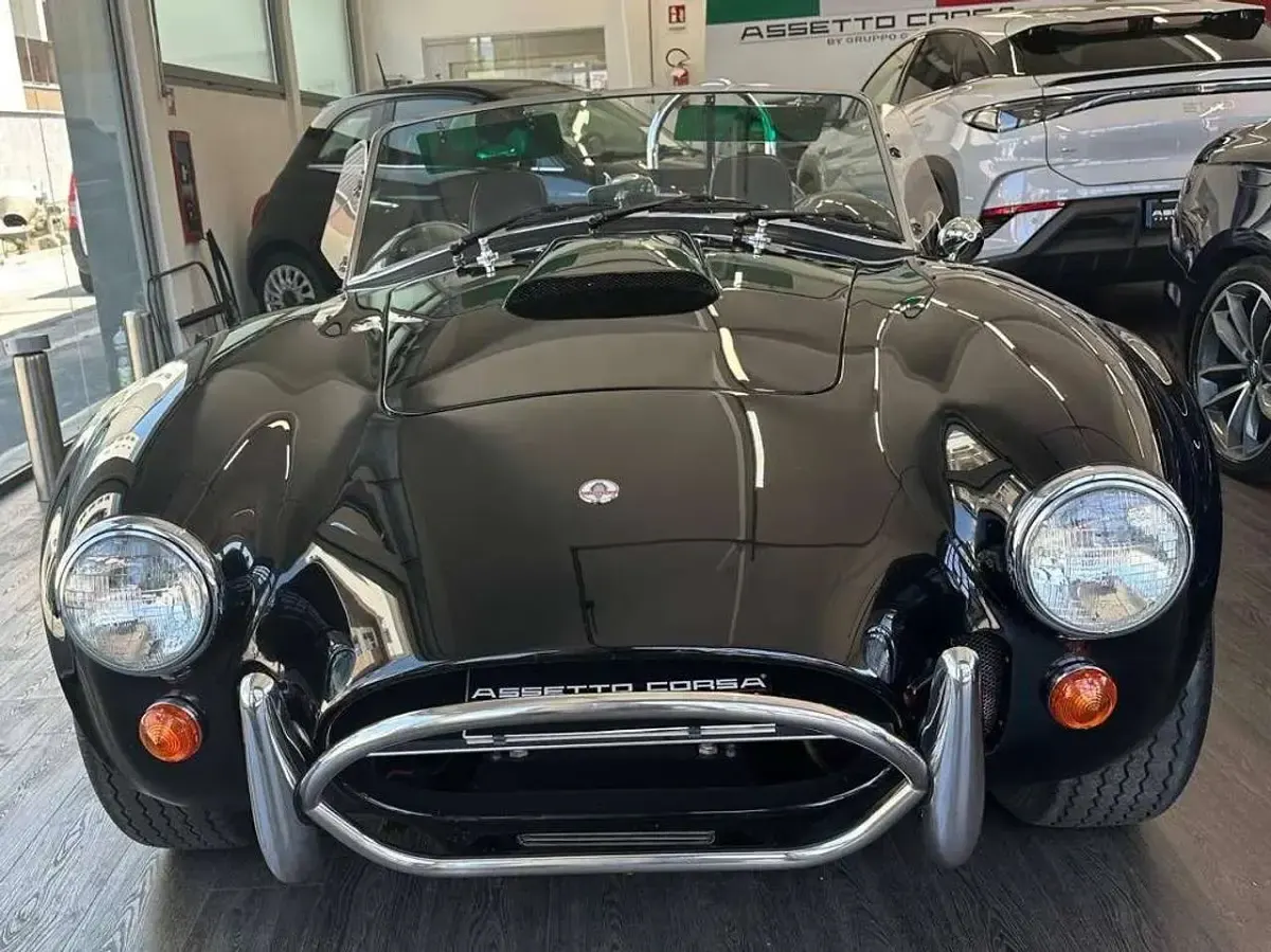 Usata AC Cobra 450 CV (330 kW) 1987 Nero pastello Cabrio