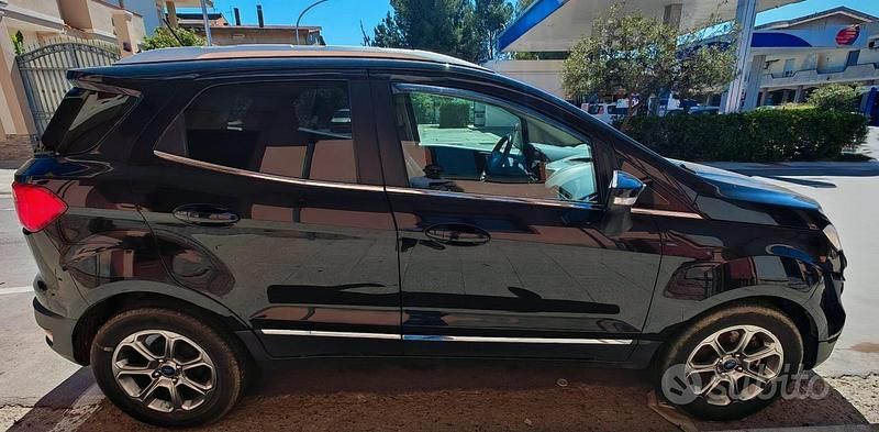Usata Ford Ecosport 99 CV (72 kW) 2019 Nero SUV