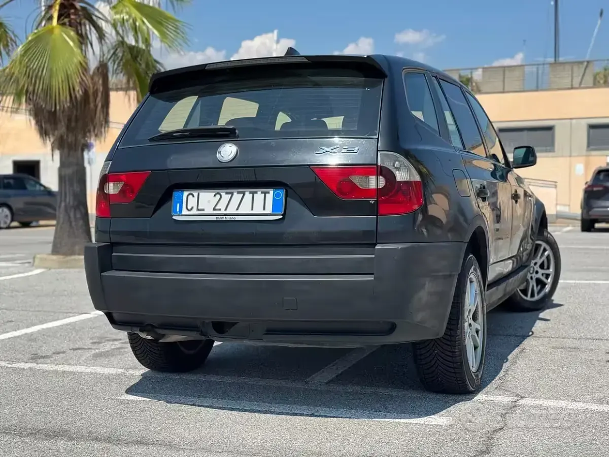 Usata BMW X3 150 CV (110 kW) 2005 Nero SUV