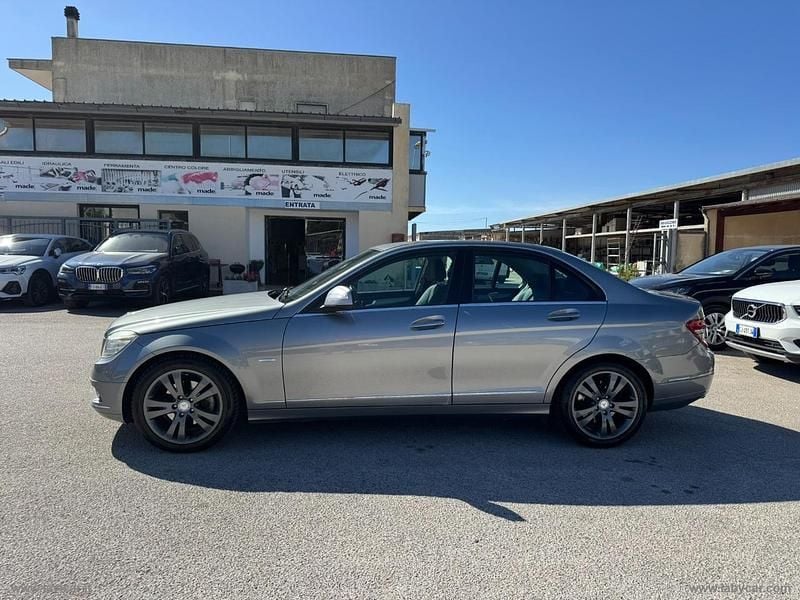 Usata Mercedes C220 Avantgarde 150 CV (110 kW) 2008 Berlina