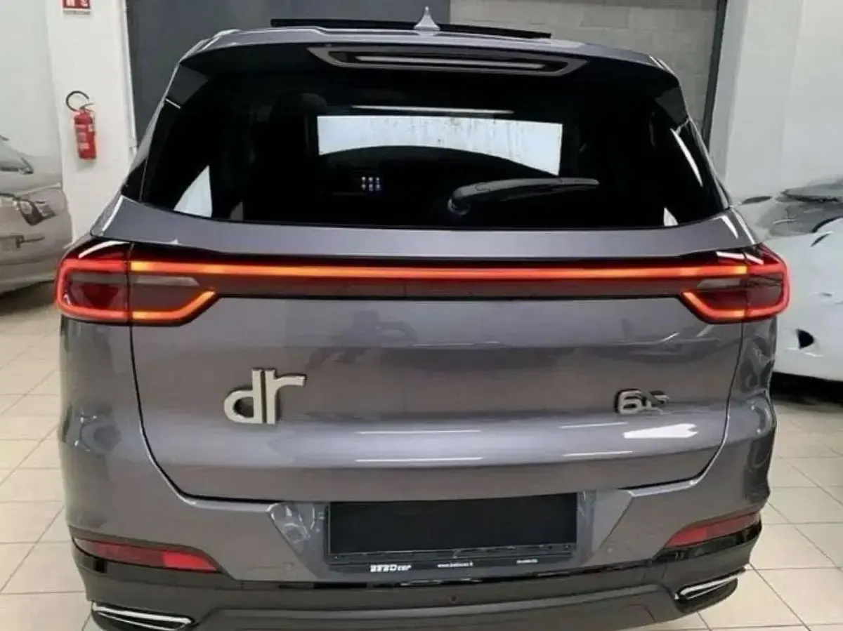 Nuova DR DR 6.0 154 CV (113 kW) 2025 Shadow grey SUV