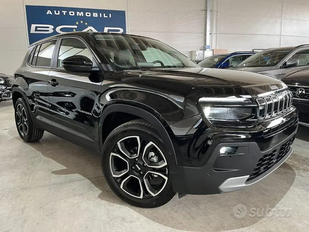 Nuova Jeep Avenger Summit 110 CV (80 kW) 2026 Nero SUV