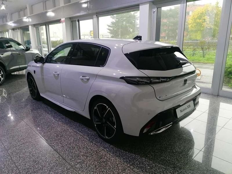 Nuova Peugeot 308 GT 61 kW (84 CV) 2025 Bianco okenite Berlina
